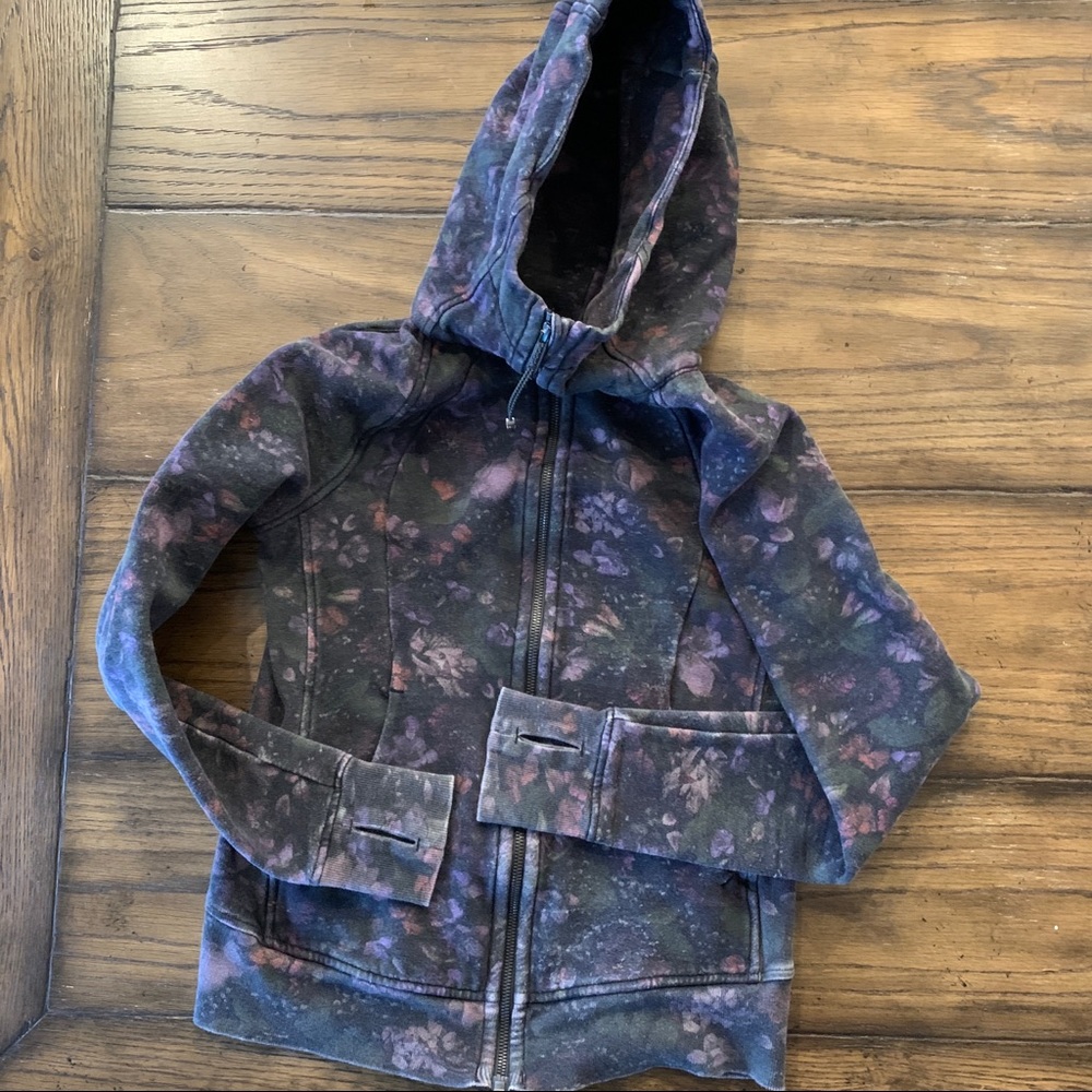 Lululemon floral scuba hoodie size 6